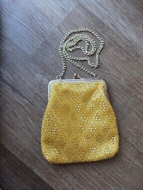 Vintage Gold Yellow Metallic Pearlized Plastic Beaded Purse Kisslock Clutch